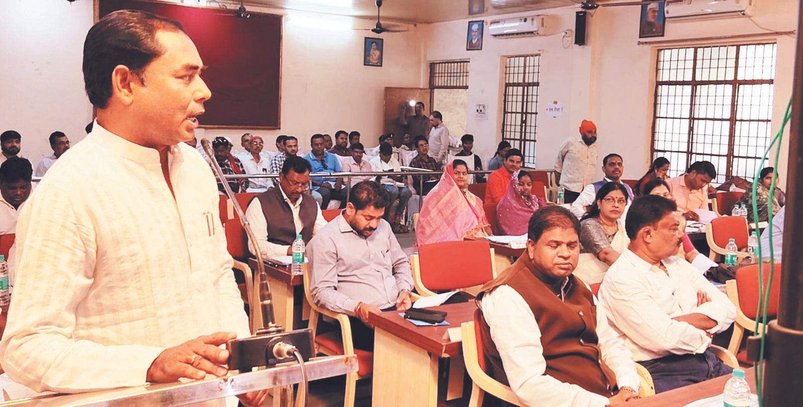 भिलाई-चरौदा नगर निगम में का लाभ का बजट हंगामे के बीच पेश